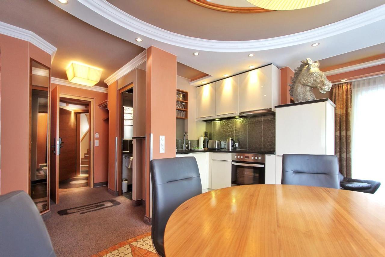 Gruetter Luxury Apartments Ischgl Exterior photo